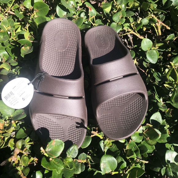 OOFOS | Shoes | Oofos 10 Slides Mocha | Poshmark